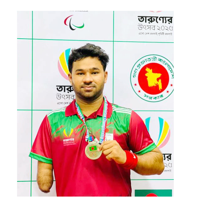 কুমিল্লা বিশ্ববিদ্যালয়ের নয়ন অধিকারী জাতীয় প্যারা ব্যাডমিন্টন চ্যাম্পিয়নশিপে রানারআপ