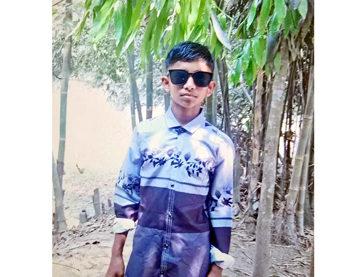 বাবা সাক্ষী হওয়ায় ছেলেকে এসিডে ঝলসে হত্যা