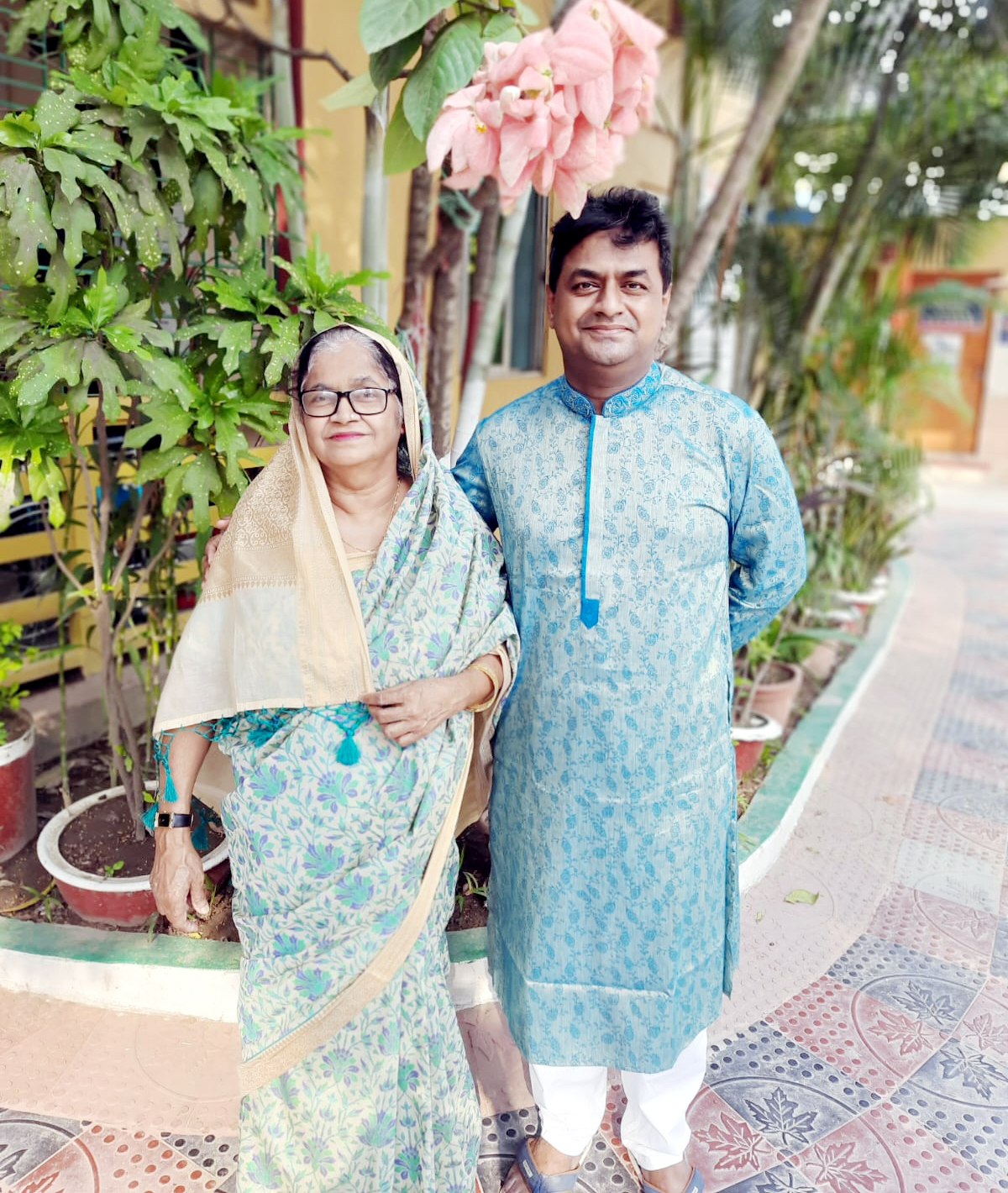 বঞ্চিত মানুষের সাহস ছিলেন মা