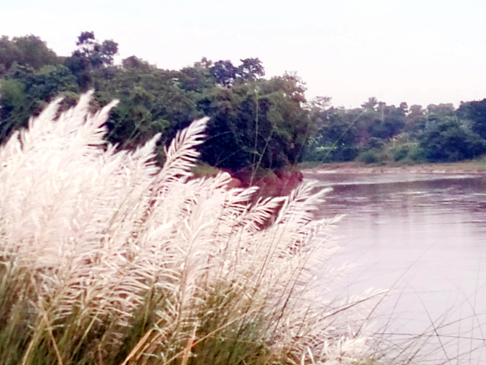 গোমতীর তীরে শরতের বিকেলে এক অদ্ভুত ভালোলাগা