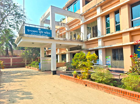 ব্রাহ্মণপাড়ায় ২১ দিন ধরে নেই এসিল্যান্ড