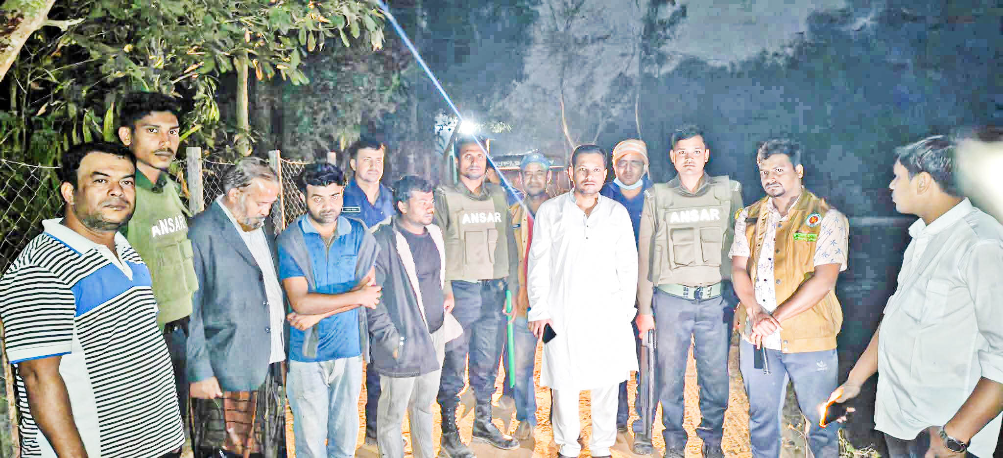 চৌদ্দগ্রামে অভিযানে ৫ লক্ষাধিক টাকা অর্থদণ্ড