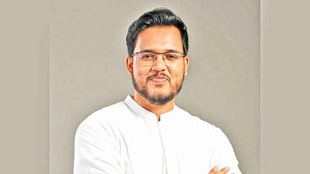 নির্বাচন করতে কুমিল্লা সিটি করপোরেশনের ভোটার হলেন এনসিপির মেয়র প্রার্থী তারিকুল