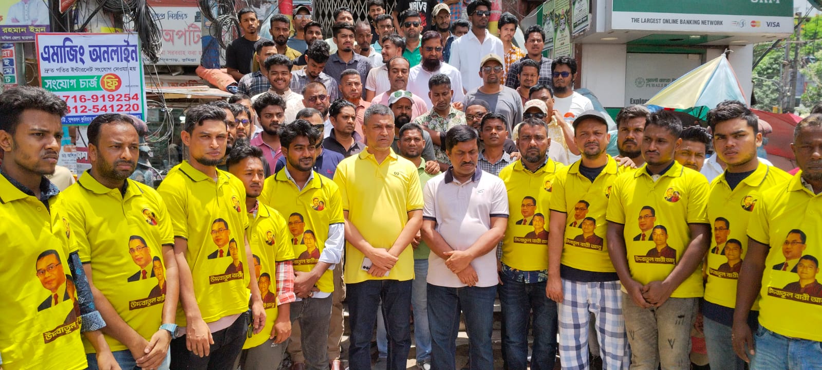 যানজট নিরসনে মানবিক কুমিল্লার স্বেচ্ছাসেবী কার্যক্রম শুরু