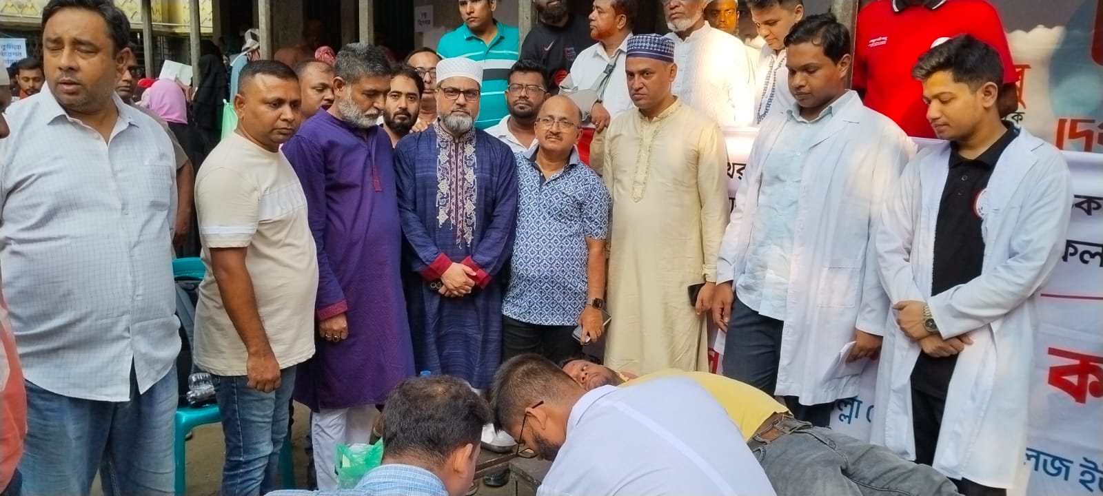 কুমিল্লায় মানবিক কুমিল্লার উদ্যোগে ফ্রি মেডিকেল ক্যাম্প:  সাত হাজারের বেশি মানুষ পেলেন সেবা