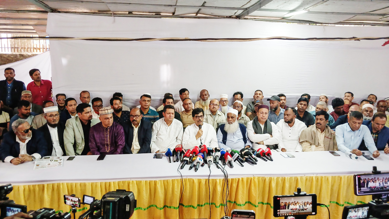 বিকেলে পাঁচটার মধ্যে মনোনয়নপত্র প্রত্যাহার করে নেবেন কুমিল্লা-৬ আসনে বিএনপির বিদ্রোহী প্রার্থী ইয়াছিন, আনুষ্ঠানিক সংবাদ সম্মেলনে ঘোষণা