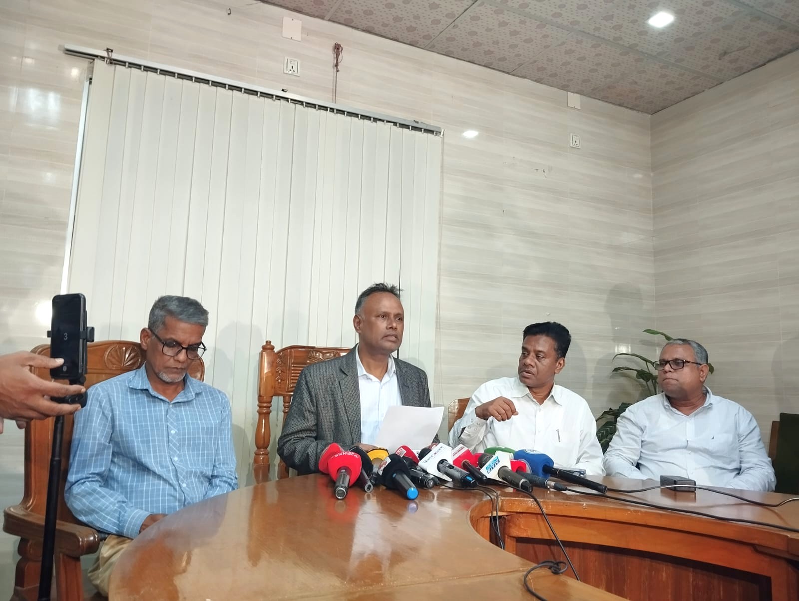 কুমিল্লা সরকারি মহিলা কলেজ পরীক্ষাকেন্দ্র নিয়ে শিক্ষাবোর্ডের বক্তব্য