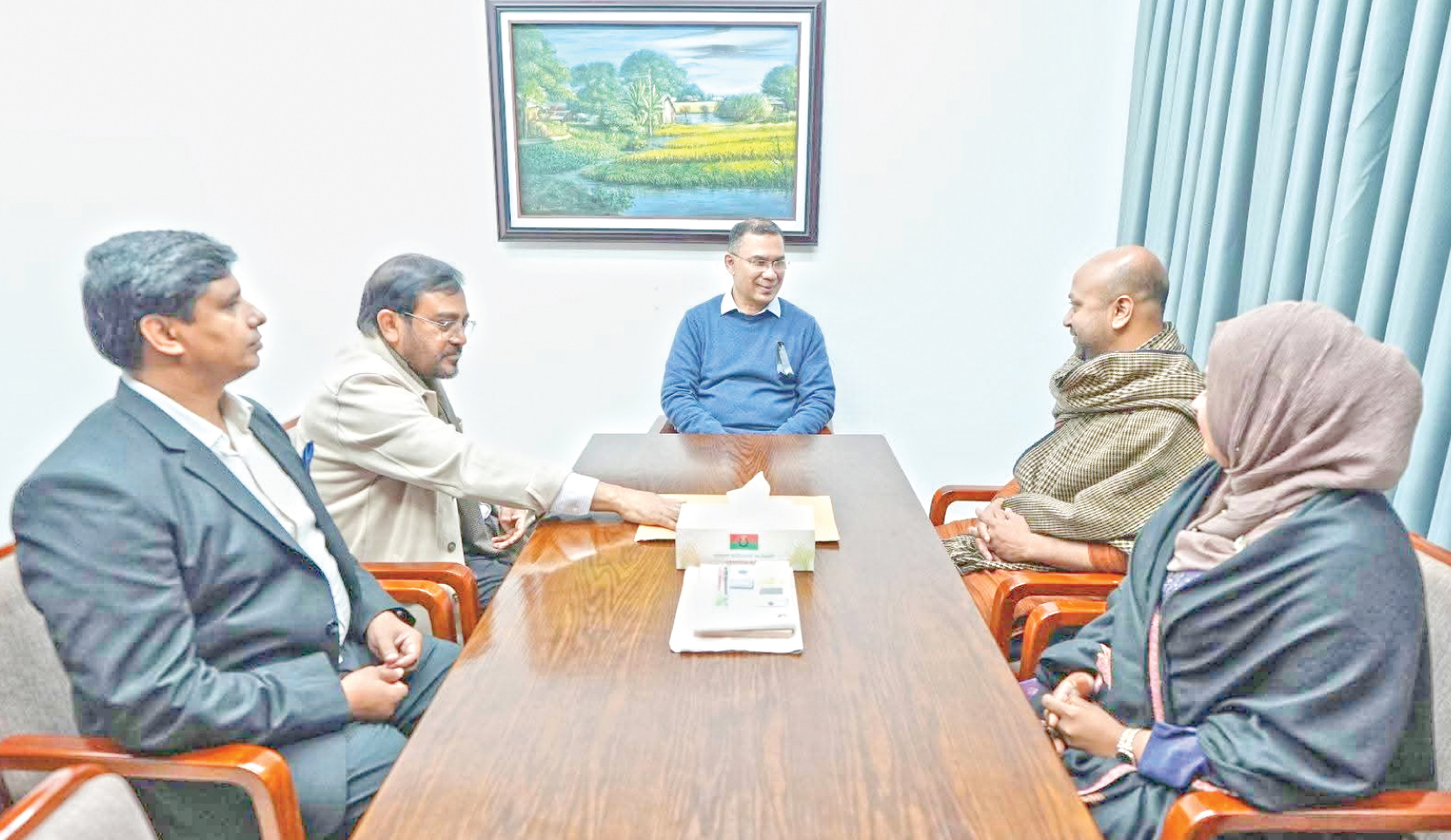 ‘জাতীয় স্বার্থ ও সার্বভৌমত্ব প্রশ্নে সবাই এক থাকবে’