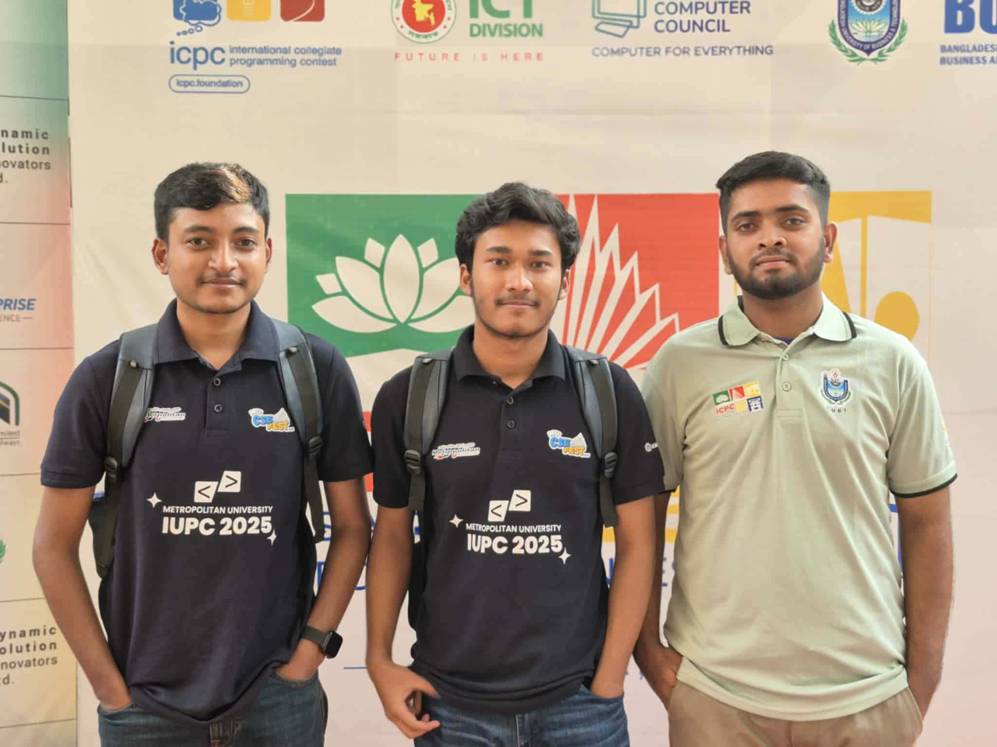 আইসিপিসি প্রোগ্রামিং প্রতিযোগিতায় চট্টগ্রাম বিভাগে প্রথম কুমিল্লা বিশ্ববিদ্যালয়