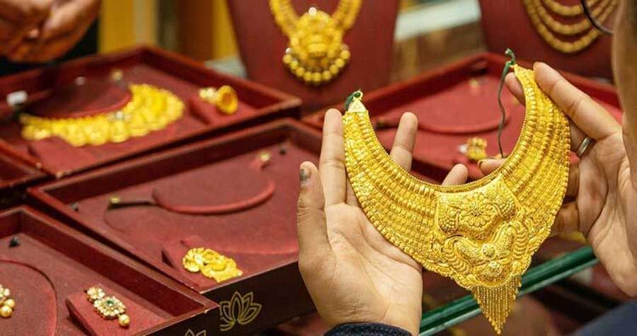 আবার বেড়েছে সোনার দাম