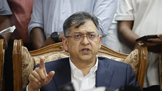 ঈদের আগে সব পোশাক কারখানায় বেতন-ভাতা পরিশোধের নির্দেশ : স্বরাষ্ট্রমন্ত্রী