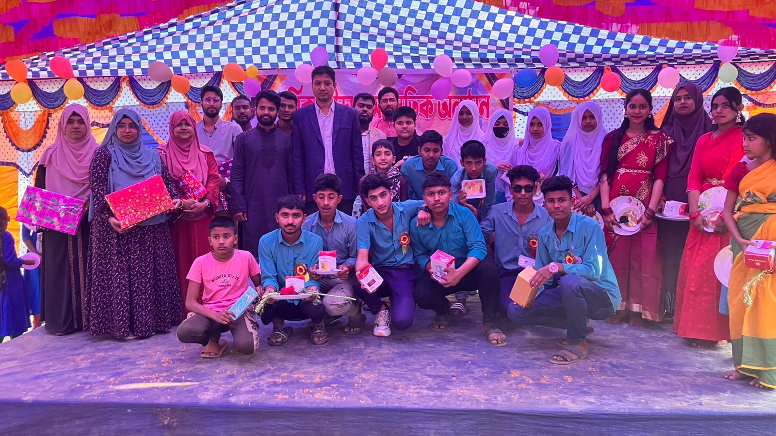 চান্দলা মডেল হাইস্কুলে বার্ষিক ক্রীড়ার পুরস্কার বিতরণ