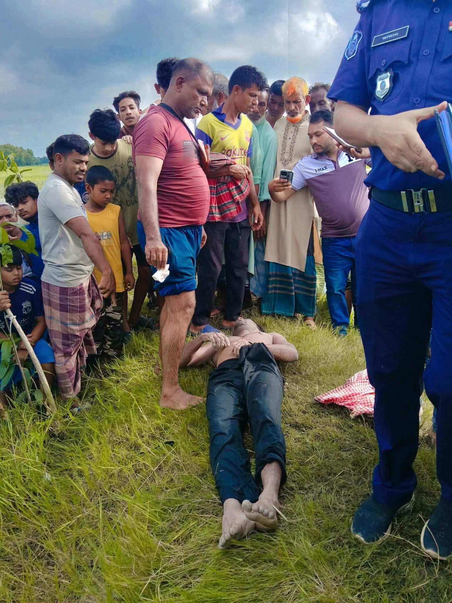 ব্রাহ্মণপাড়ায় ডোবায় মিলল সাবেক ইউপি সদস্যের ছেলের  লাশ