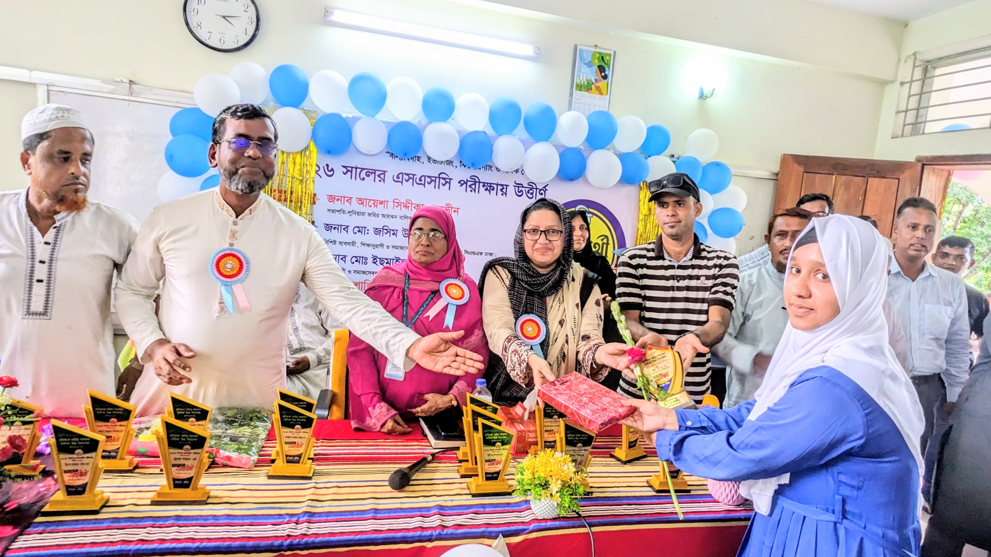 চৌদ্দগ্রামে এসএসসি পরীক্ষায় উত্তীর্ণ কৃতী শিক্ষার্থীদের সংবর্ধনা
