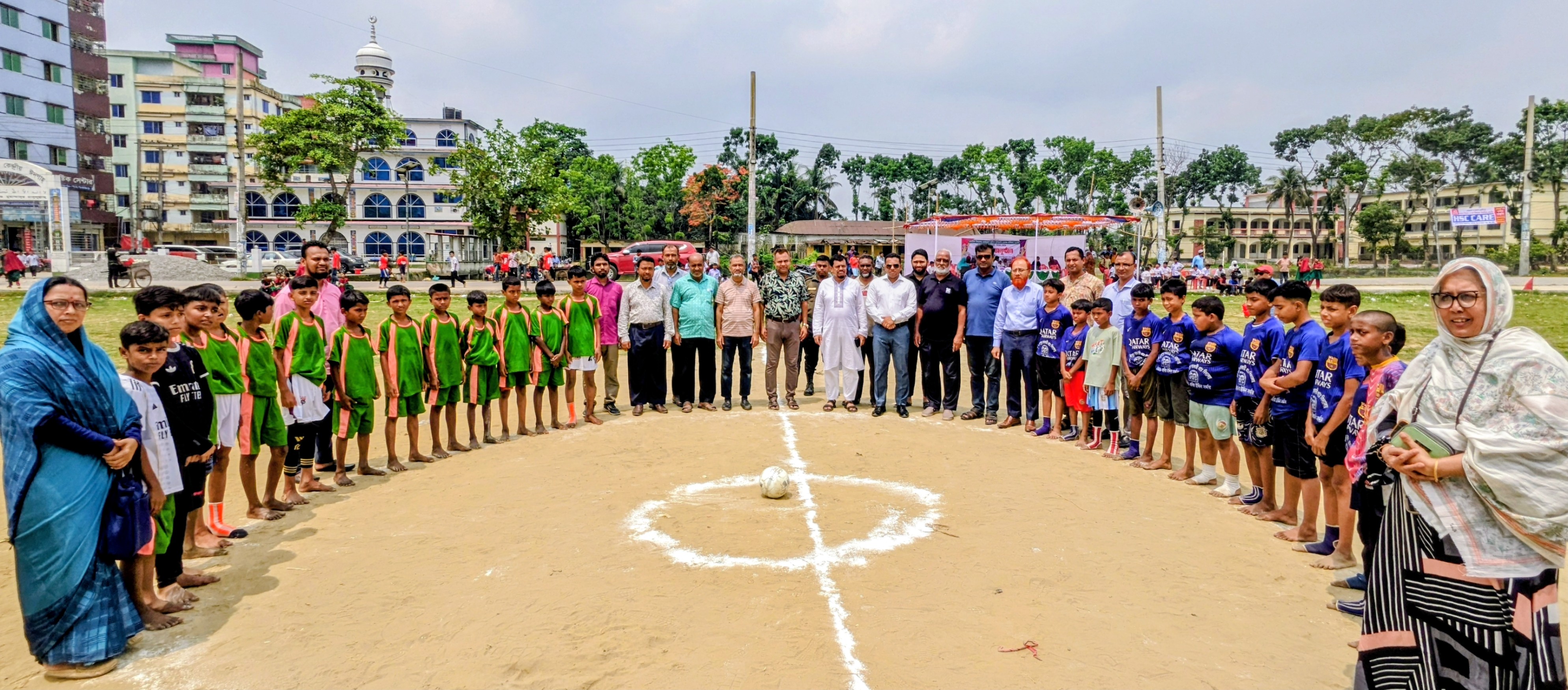 চৌদ্দগ্রামে ফুটবল টূর্নামেন্টের উদ্বোধন