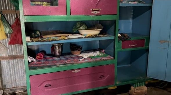 চৌদ্দগ্রামে বন্যার্তের ঘরে মাদক সেবন, বাধা দেওয়ায় হামলা-লুটপাট