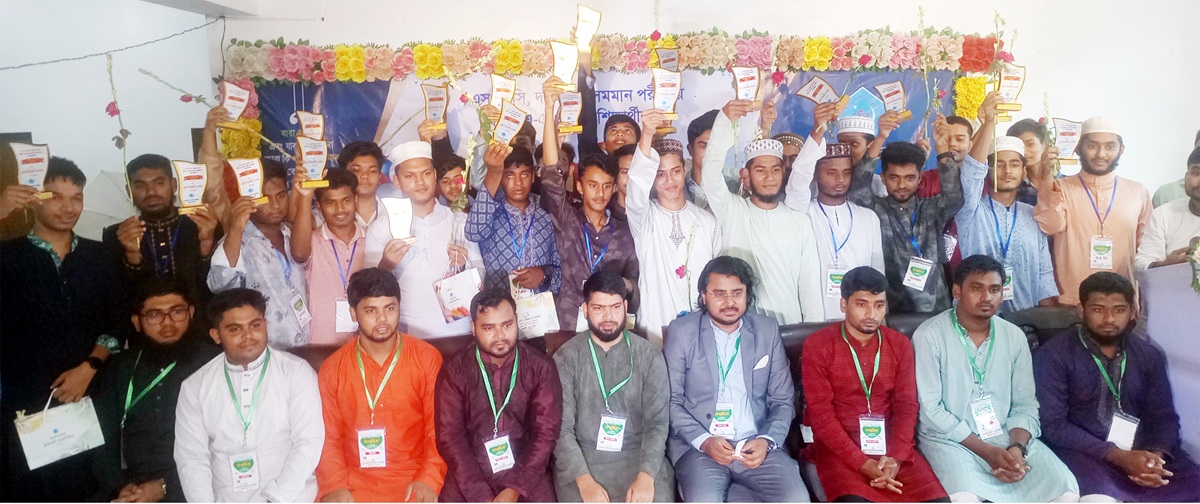 চৌদ্দগ্রামে কৃতি ছাত্র-ছাত্রীদের ছাত্রশিবিরের সংবর্ধনা