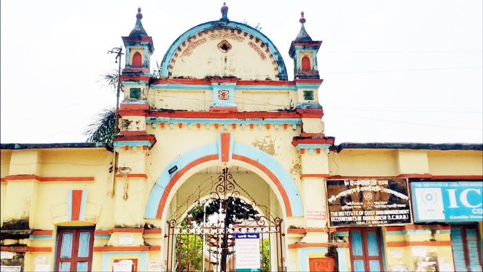 কুমিল্লা ভিক্টোরিয়া সরকারি কলেজে কত আসন?