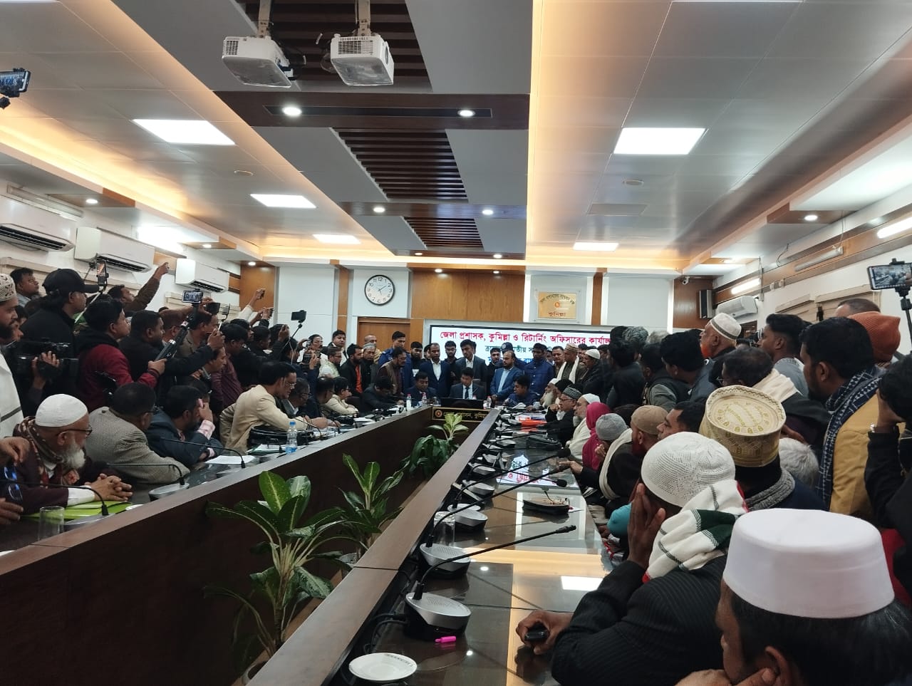 কুমিল্লার ছয় আসনে ১৬ প্রার্থীর মনোনয়নপত্র বাতিল