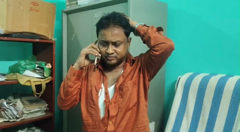 চেয়ারম্যানের পুনরায় দায়িত্ব গ্রহণকে কেন্দ্র করে ইউপি কার্যালয়ে হামলা
