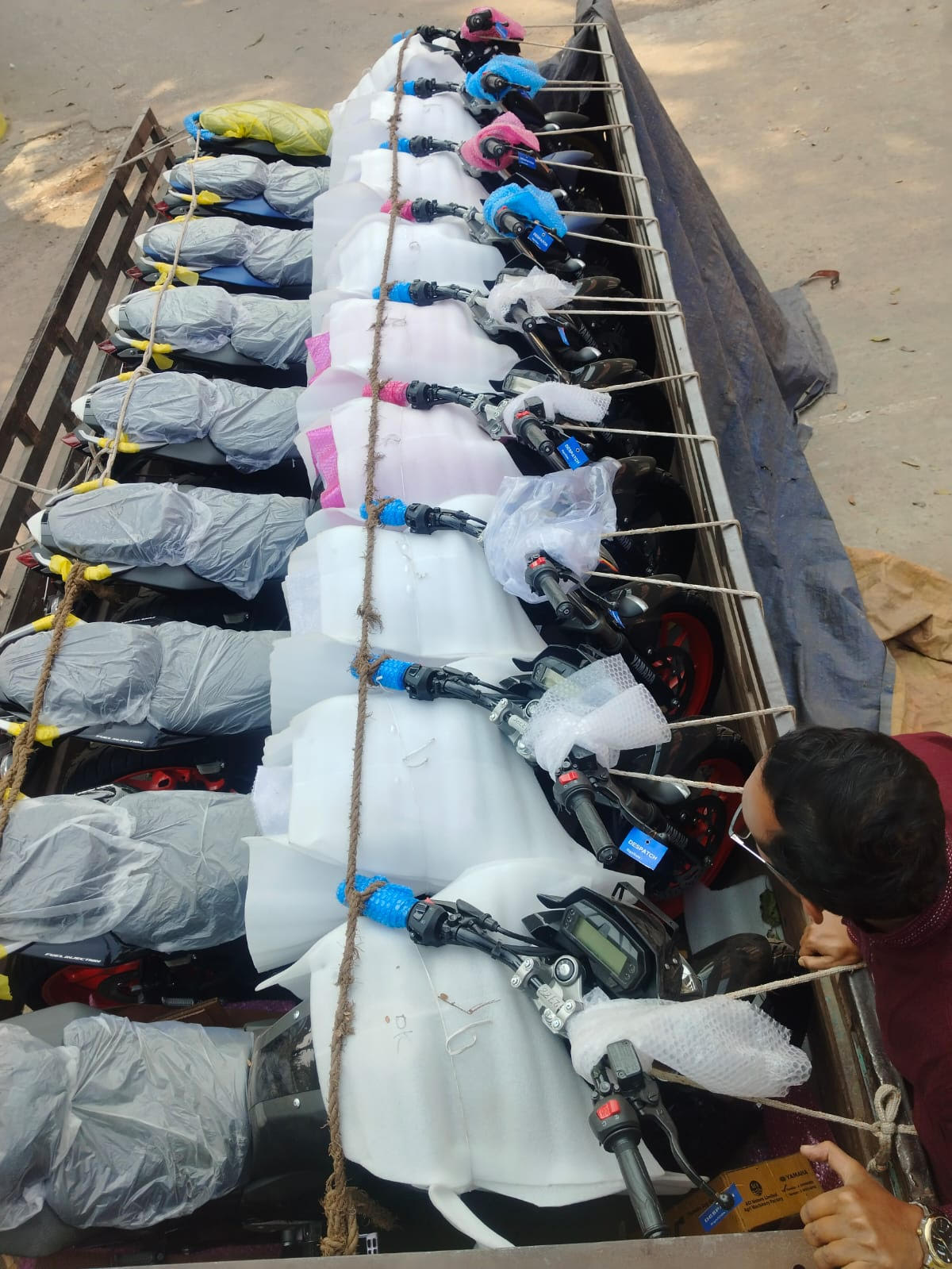 ডাকাতি হওয়া ৯টি মোটরসাইকেল লাকসামে উদ্ধার