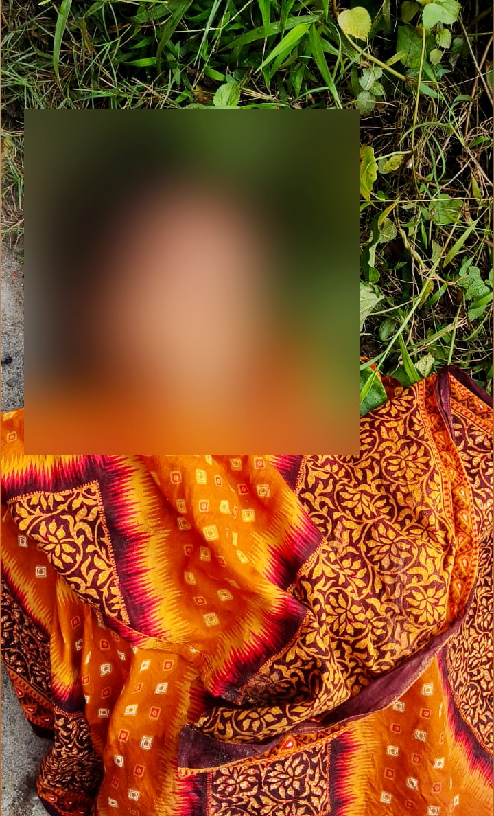 দাউদকান্দিতে অজ্ঞাত নারীর লাশ উদ্ধার