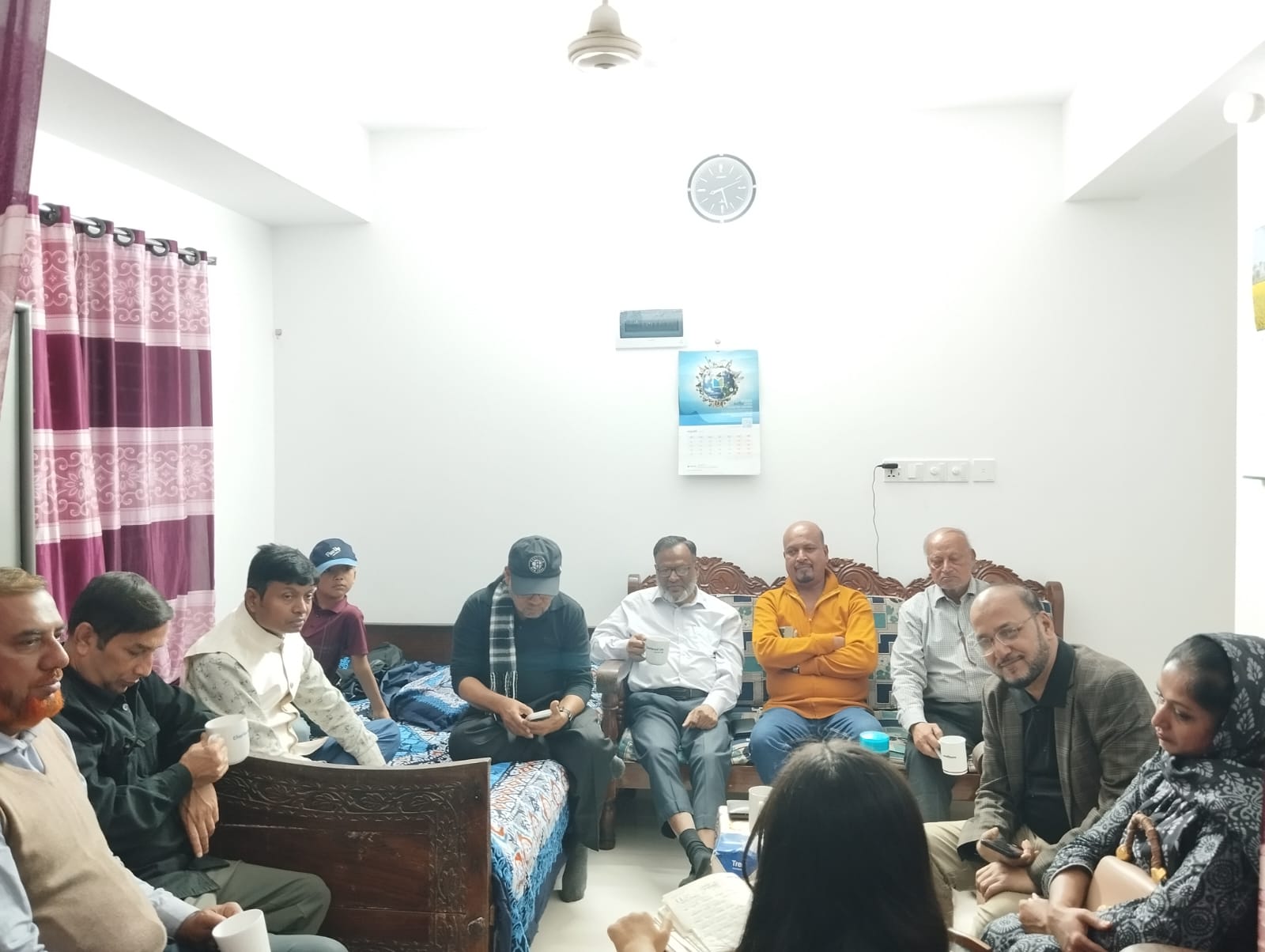 মাঘের সন্ধ্যায় চন্দন দাসের বাসায় পিঠাপুলি ও সংগীতের আসর