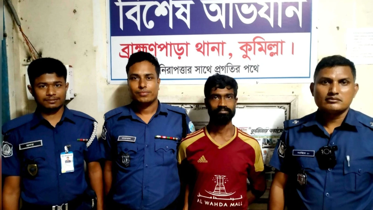এক বছরের সাজা এড়াতে ২ বছর পলাতক