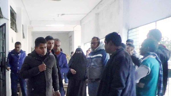 শিক্ষক নিয়োগ পরীক্ষায় ডিভাইসসহ আটক ২৬ জন রিমান্ডে