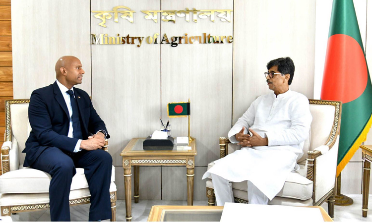 কৃষিমন্ত্রীর সঙ্গে কানাডার হাইকমিশনারের সৌজন্য সাক্ষাৎ