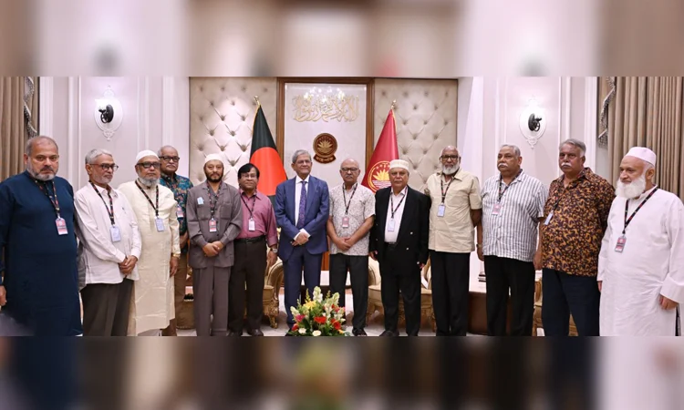 মুক্তিযোদ্ধাদের যথাযথ সম্মান ও মর্যাদা নিশ্চিত করতে হবে : রাষ্ট্রপতি