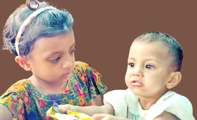 দুই কন্যাশিশুকে রাস্তায় ফেলে গেলেন মা