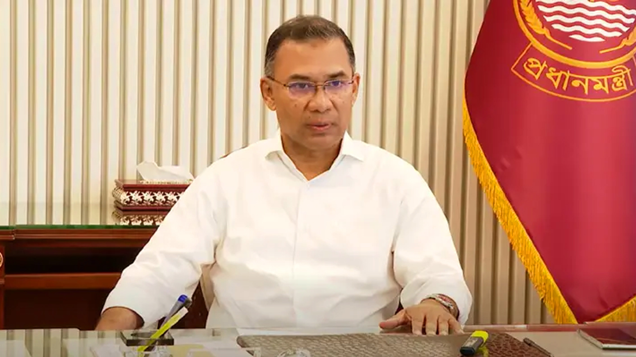 চিকিৎসা সেবা নিশ্চিতে ‘ই-হেলথ’ কার্ড চালুর নির্দেশনা প্রধানমন্ত্রীর