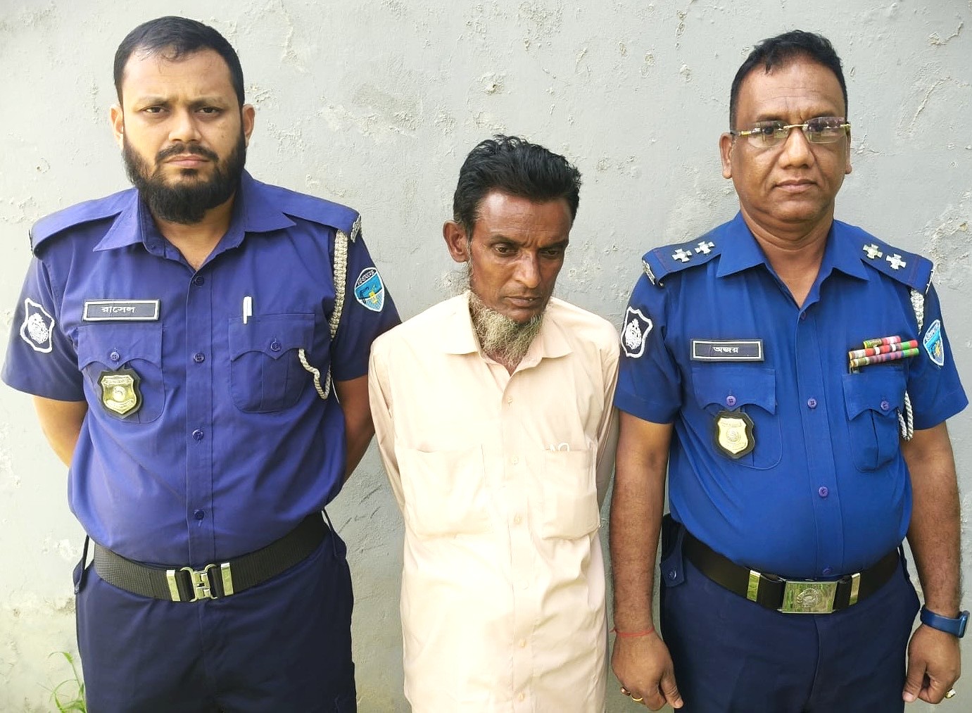 ইমামকে মারধর ও হেনস্তার অভিযোগে একজন গ্রেপ্তার