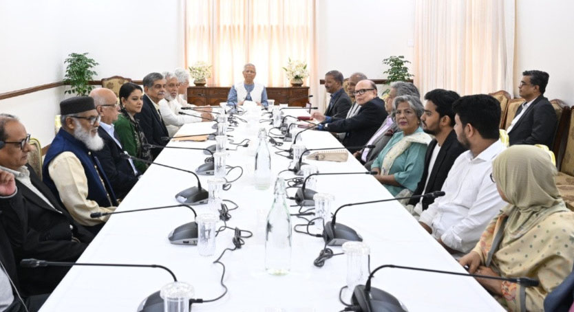 খালেদা জিয়াকে নিয়ে অন্তর্বর্তী সরকারের বিবৃতি, বিশেষ বৈঠক ও রোগমুক্তি কামনা করে দোয়া