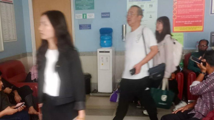 খালেদা জিয়ার চিকিৎসায় পাঁচ সদস্যের একটি বিদেশি মেডিকেল টিম পৌঁছেছে