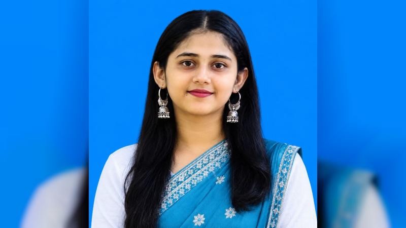 কক্সবাজারে ইজিবাইকের চাকায় ওড়না পেঁচিয়ে প্রাণ গেল কুমিল্লার কিশোরীর