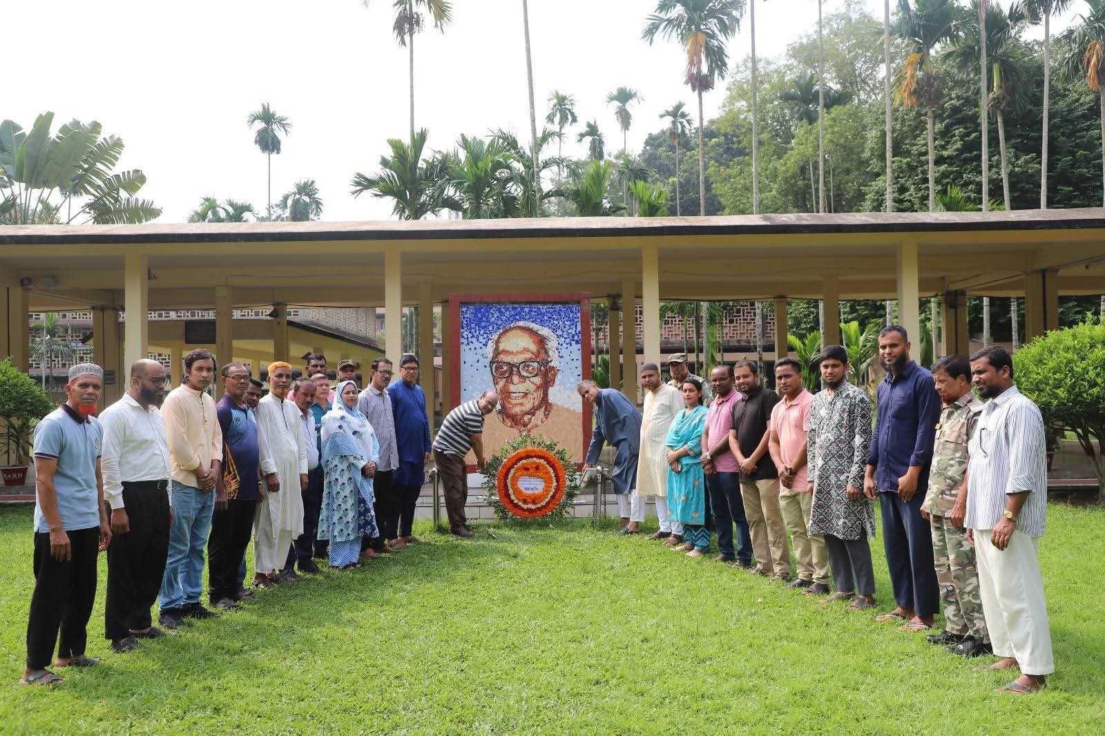 কুমিল্লায় ড. আখতার হামিদ খানের ২৭তম মৃত্যুবার্ষিকী পালিত