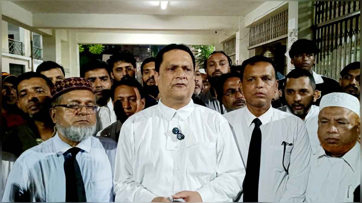 যুবদল কর্মী কাউছার হত্যার প্রতিবাদে কোতোয়ালি থানার সামনে বিক্ষোভ