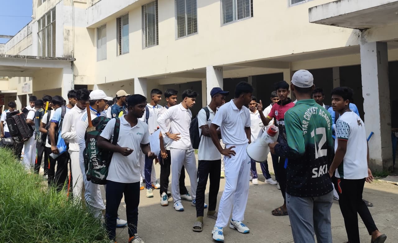 কুমিল্লায় বয়সভিত্তিক ক্রিকেটার বাছাই কার্যক্রম অনুষ্ঠিত