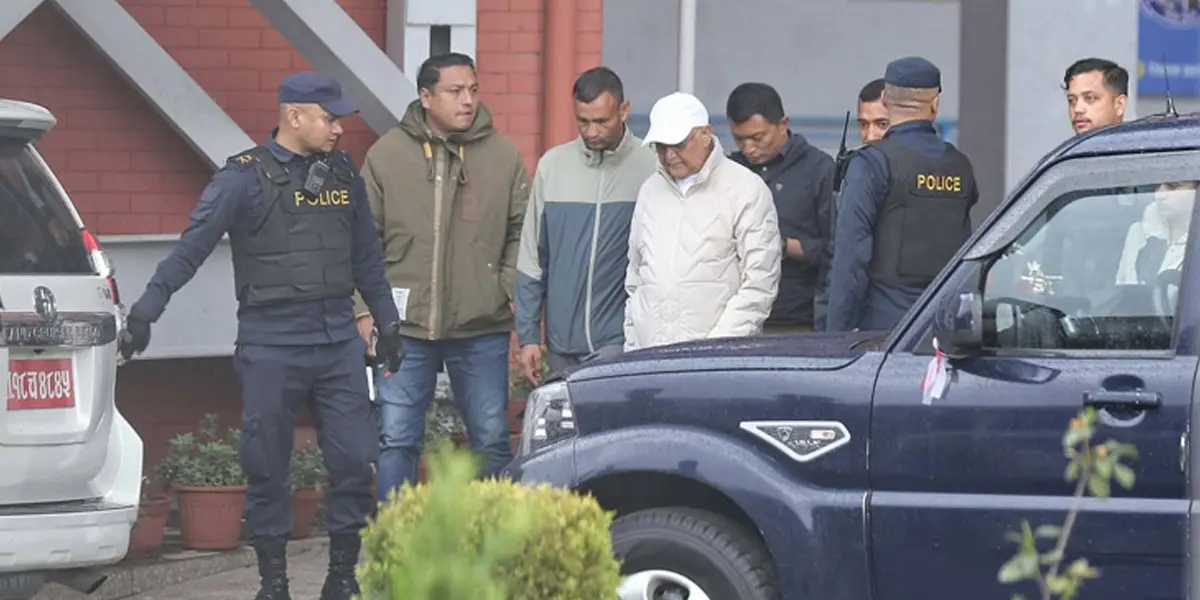 নেপালে গ্রেপ্তার ক্ষমতাচ্যুত প্রধানমন্ত্রী ওলি ও সাবেক স্বরাষ্ট্রমন্ত্রী রমেশ