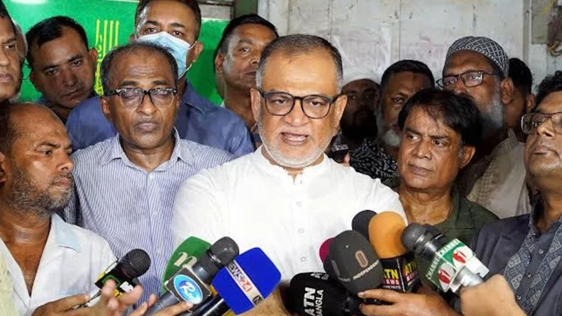 যত দ্রুত পারি বিমানবন্দর চালু করব : বিমান উপদেষ্টা