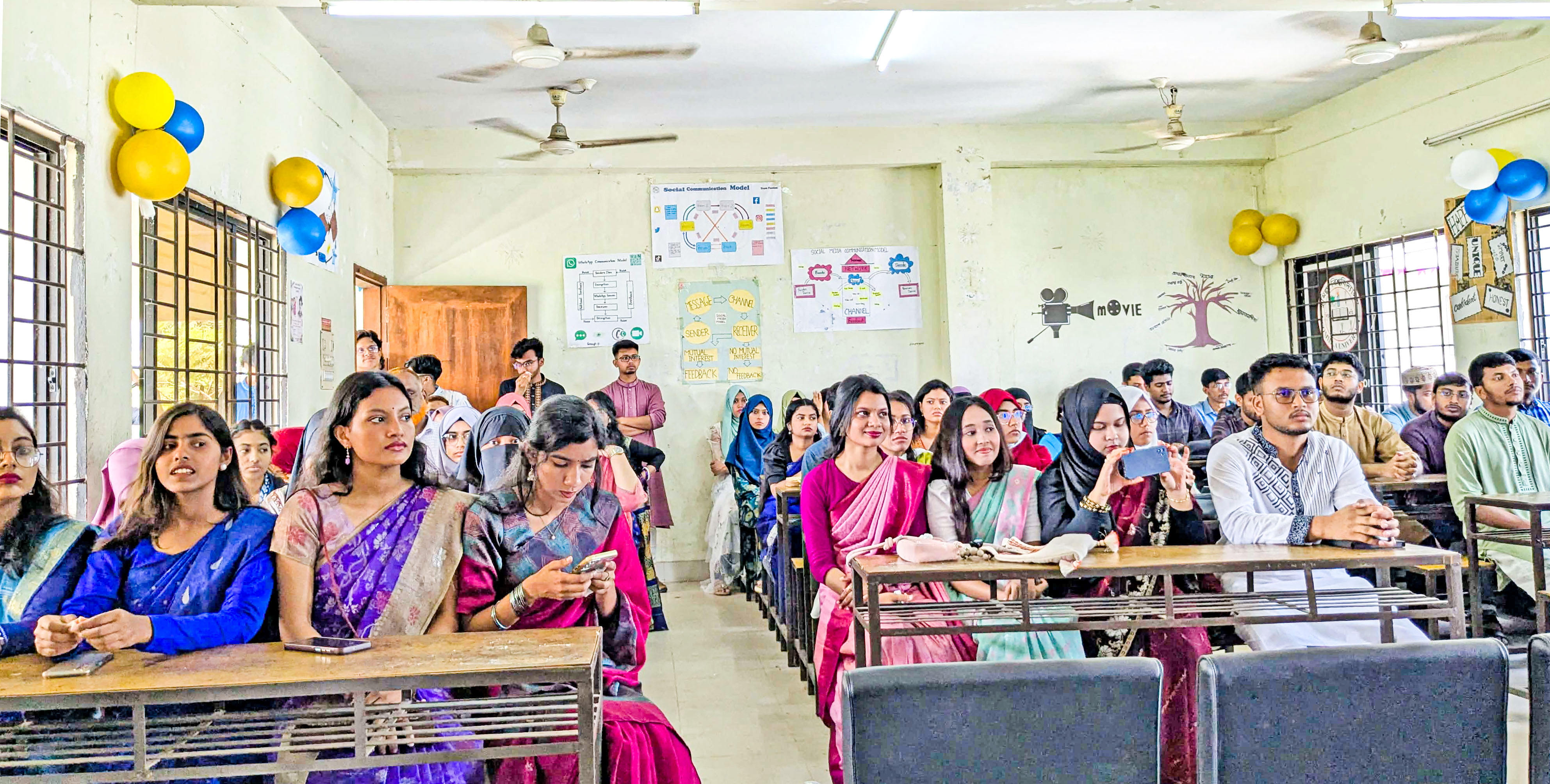 নতুন স্বপ্ন ও প্রত্যাশা নিয়ে কুমিল্লা বিশ্ববিদ্যালয়ে নবীনদের যাত্রা