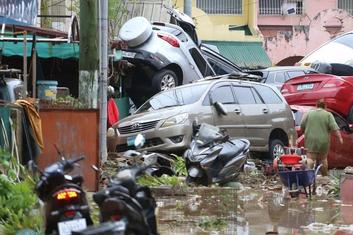 ফিলিপাইন থেকে ভিয়েতনামে যাচ্ছে টাইফুন কালমেগি