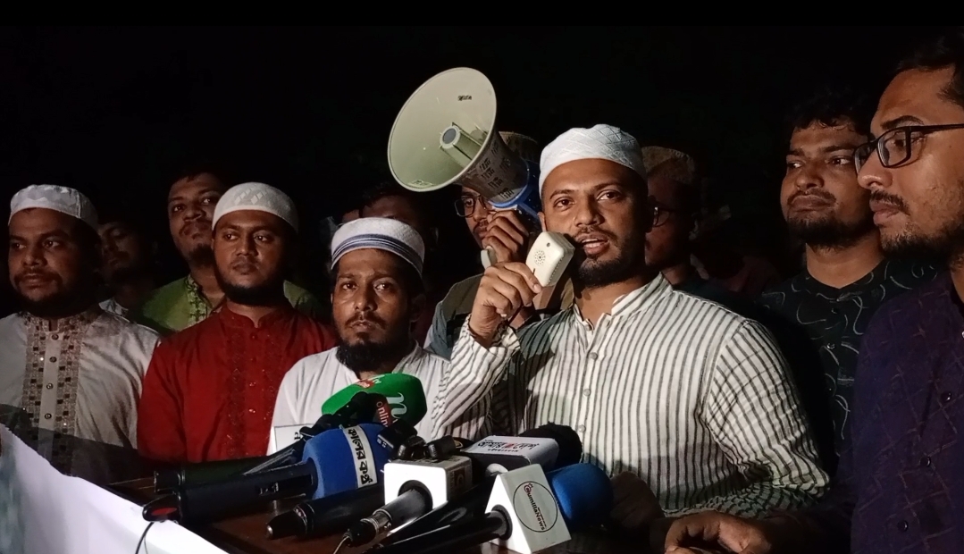 হাসিনা কথায় কথায় আমাদের নিষিদ্ধ করতেন— শিবির সভাপতি