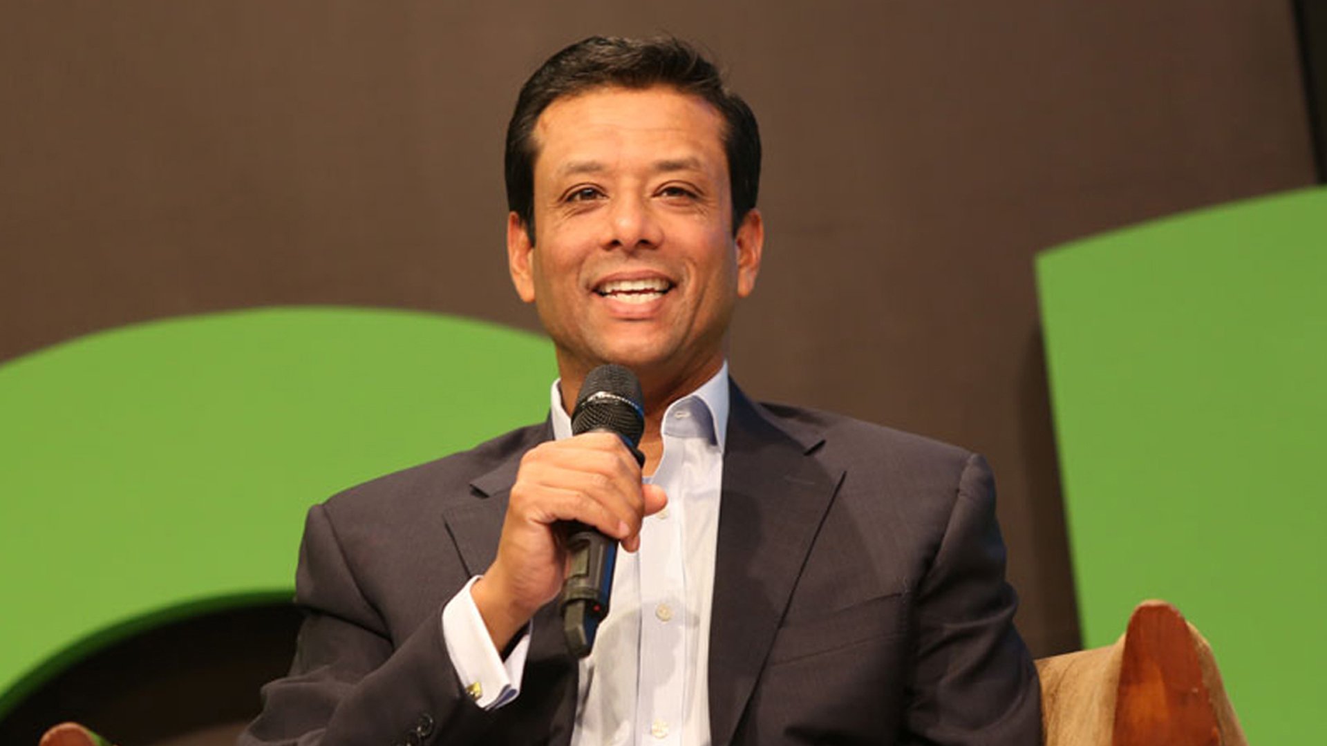 ইন্টারনেট বন্ধ করে গণহত্যার দায়ে সজীব ওয়াজেদ জয়ের বিরুদ্ধে গ্রেফতারি পরোয়ানা