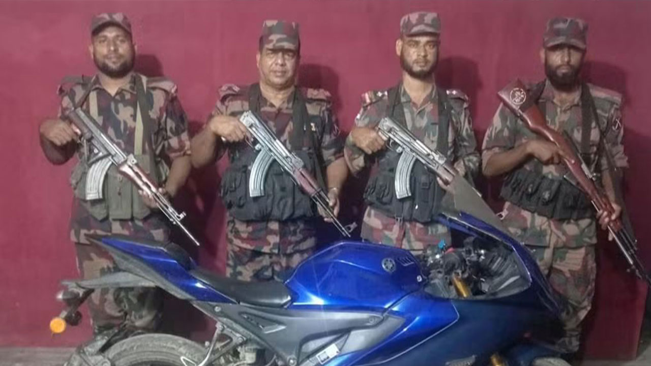 সীমান্তে বিজিবির অভিযানে ৩৬ লাখ টাকার ভারতীয় চোরাচালান পণ্য জব্দ