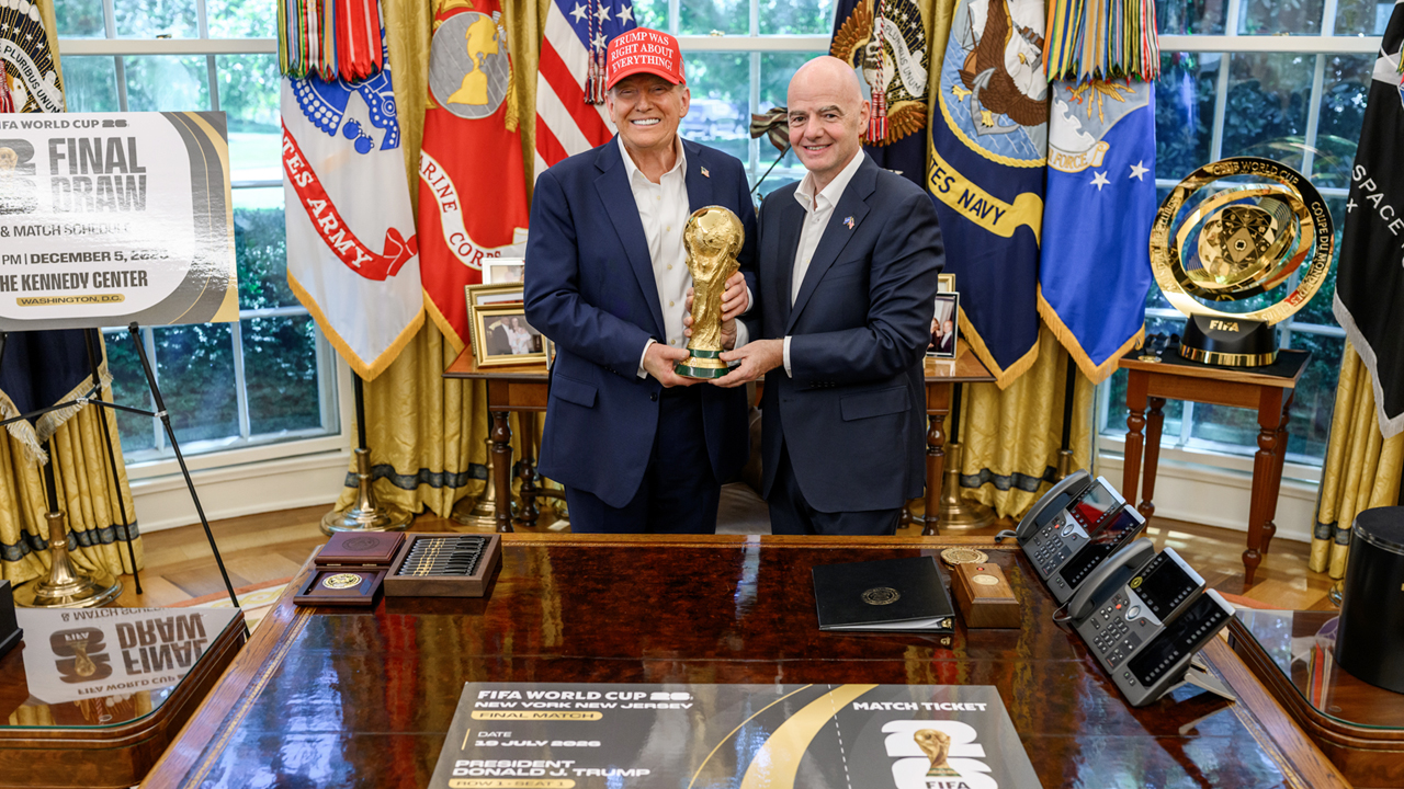 আগামী বিশ্বকাপে শান্তি পুরস্কার দিবে ফিফা